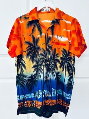 Mens V.H.O Vibrant Multicolored Tropical Palm Print Shirt Size M